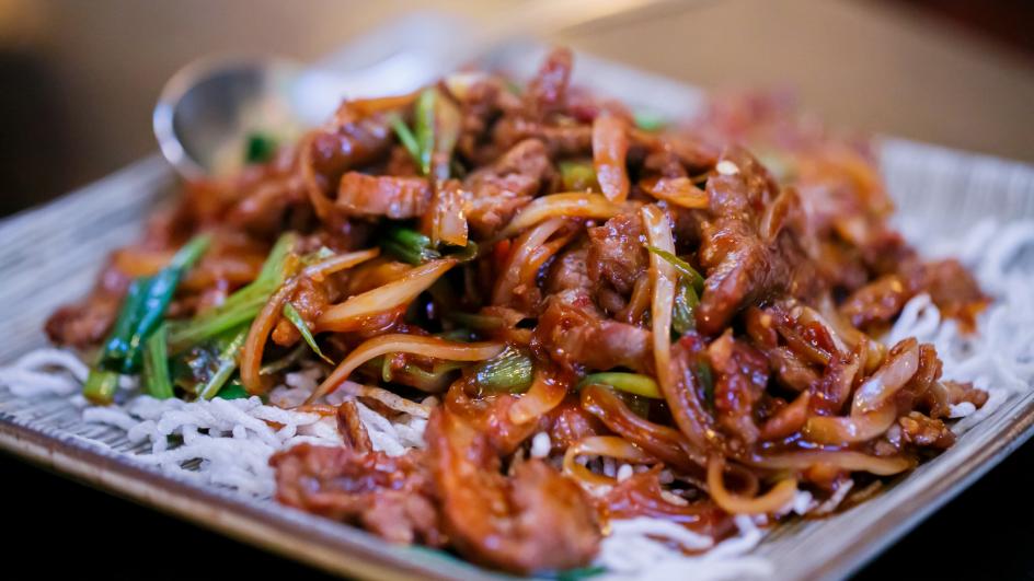Noodles mongolezi cu vita si ardei