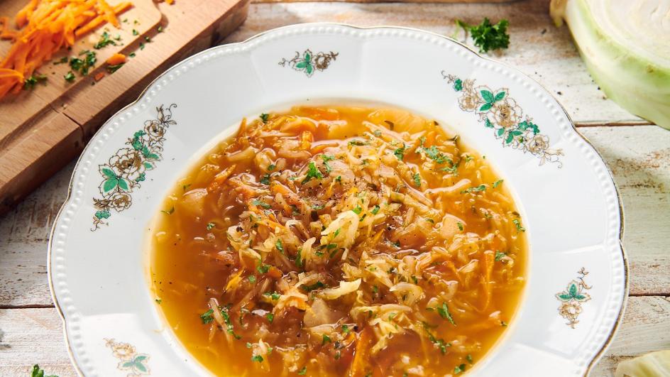 Ciorba de varza cu costita