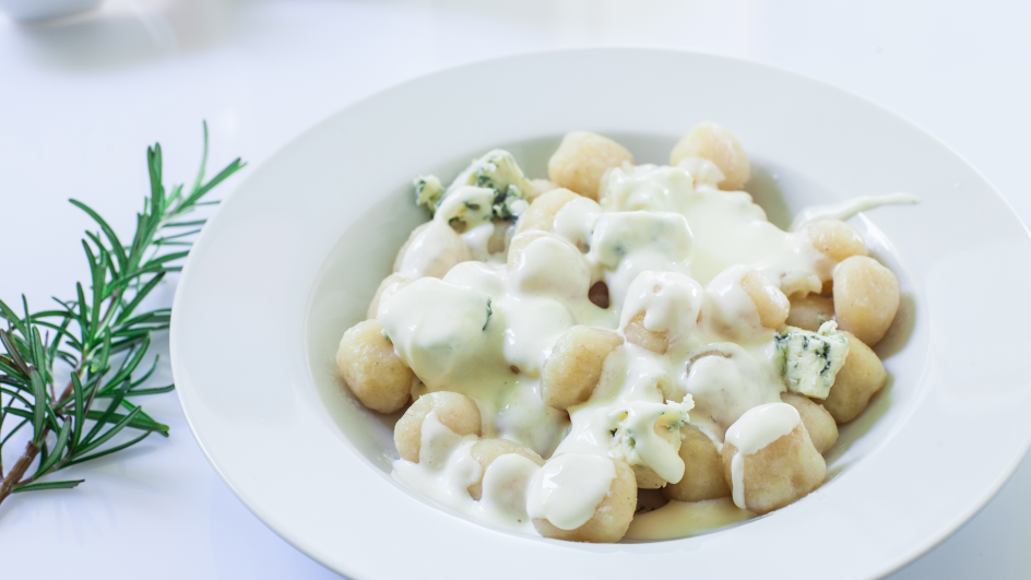 Gnocchi cu sos de branza si smantana