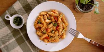 https://www.maggi.ro/sites/default/files/styles/ln_search_recipe_resultdesktop/public/srh_recipes/787b38326336c99a2da8ed4fb8f451a2.jpg?h=74f6dd5c&itok=ON0-JX8I