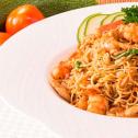 Noodles chinezesti cu porc si ceapa