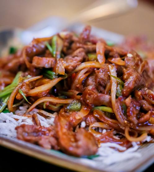 Noodles mongolezi cu vita si ardei