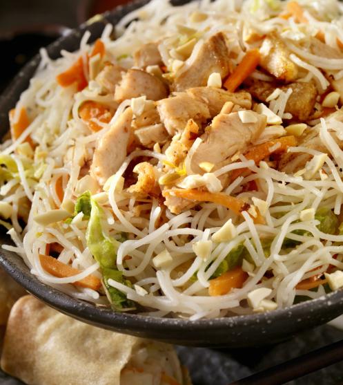 Noodles cu pui si ghimbir