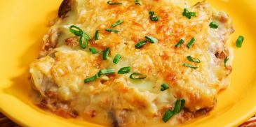 Cartofi gratinati la cuptor