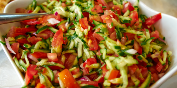 Salata de legume proaspete