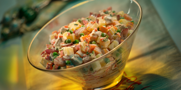 Salata de pui cu porumb si maioneza