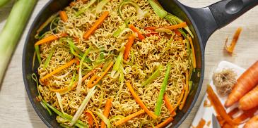 Noodles cu legume fierte